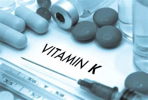 Vitamin K: Tương Tác Thuốc và Các Vấn Đề Đông Máu
